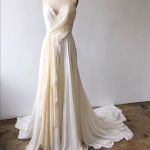 Carol Hannah Citrine Wedding Gown